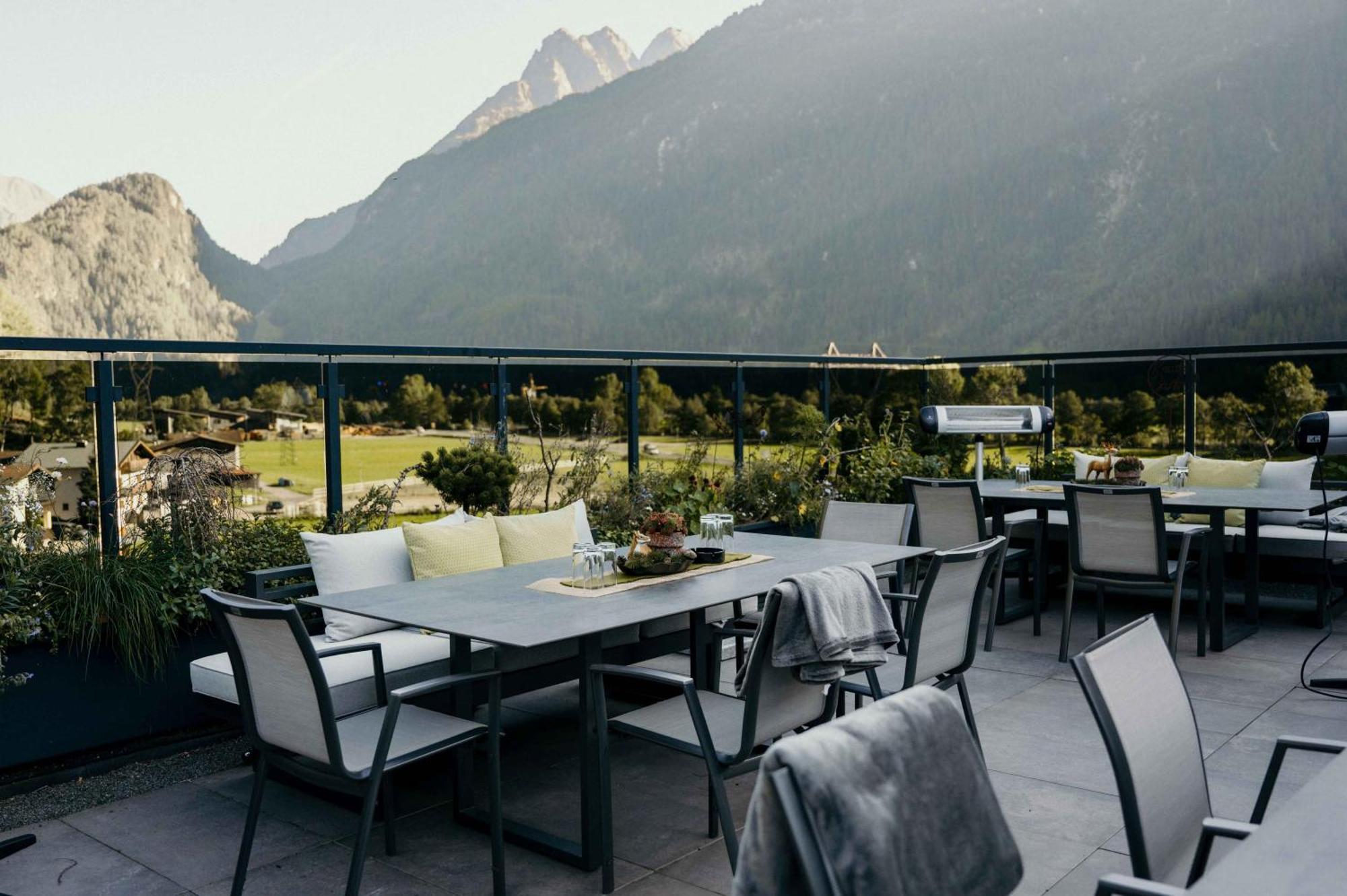 Vier Studios & Restaurant Längenfeld Kültér fotó